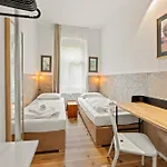 Mooeve Boxi Mid Apartment *
