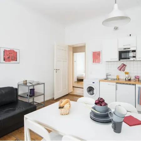 Mooeve Friedrichs Mid Apartment