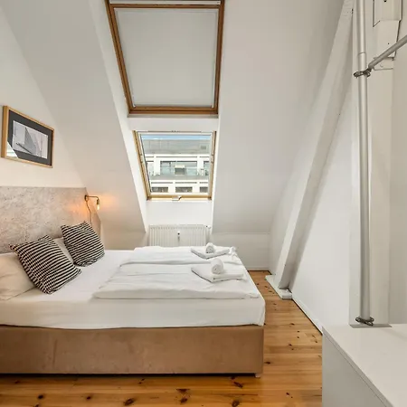 Apartment Mooeve Friedrichs Mid Berlin