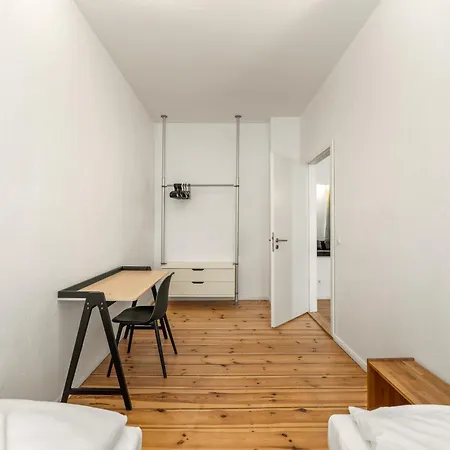 Mooeve Friedrichs Mid Apartment