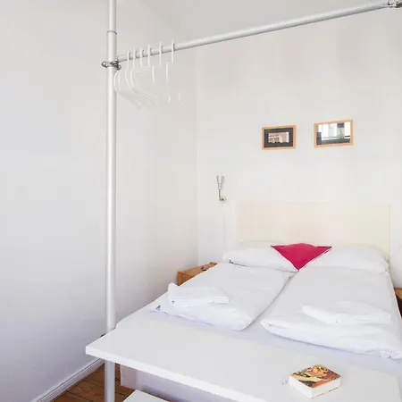 Apartment Mooeve Friedrichs Mid *