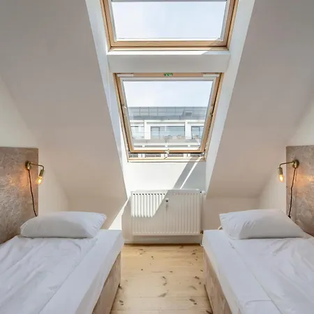 Mooeve Boxi Mid Apartmán *