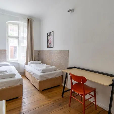 Mooeve Boxi Mid Apartmán *