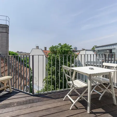 Mooeve Boxi Mid アパート